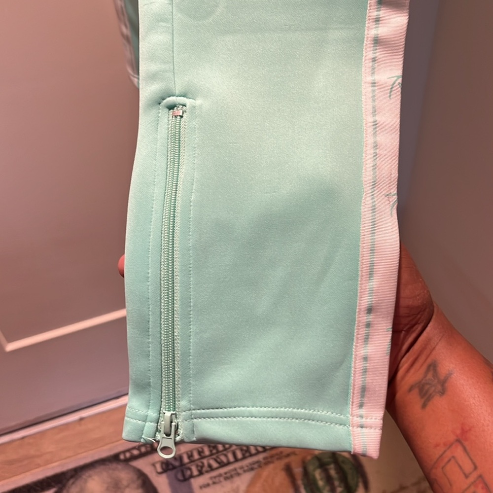 Track pants - Picture 2 of 6